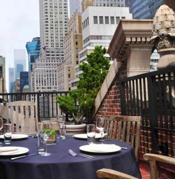 The Court - A St Giles Hotel New York Exteriör bild